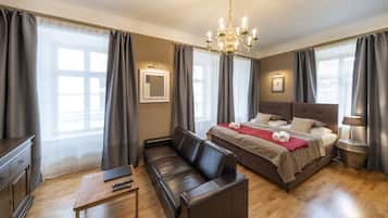 1 chambre, coffres-forts dans les chambres, bureau