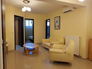 Villa, 3 Bedrooms | Living area | Flat-screen TV