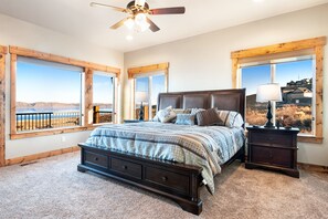 7 Schlafzimmer, Bügeleisen/Bügelbrett, Internetzugang, Bettwäsche