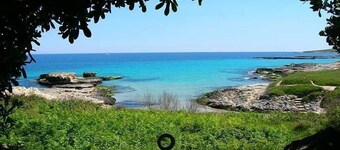 Terraza en el mar: Otranto, acceso a la playa Villa privada y rocas. 