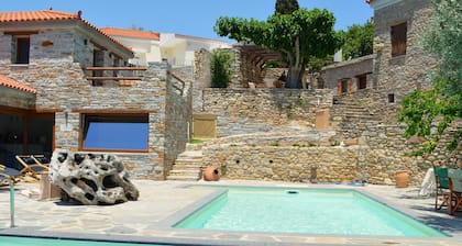 Traditional Country Mansion with Pool&Spa - The House of Prince-