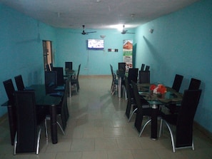 Daily local cuisine breakfast (USD 10 per person)