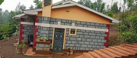 Fachada de la propiedad