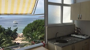 Standard Double Room, Sea View | Children's theme room - Omer Deniz Motel (Marmara)