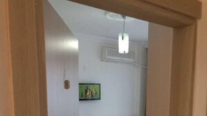 Balcony view - Omer Deniz Motel (Marmara)
