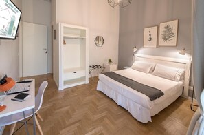 Decoració individual, mobiliari individual i escriptori 