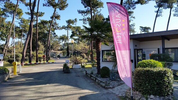 Unclassified image, 1 of 4, button - Camping Beausoleil (Les Mathes)