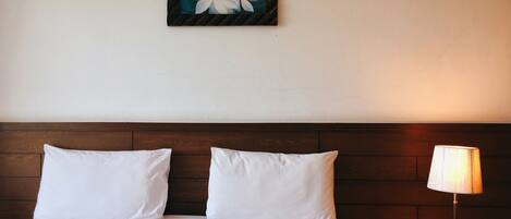 Standard Room, 1 Double Bed | In-room safe, free WiFi