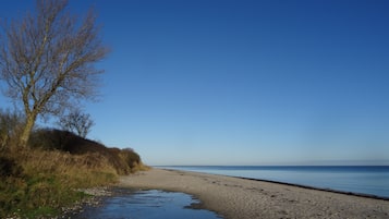 In Strandnähe, Liegestühle