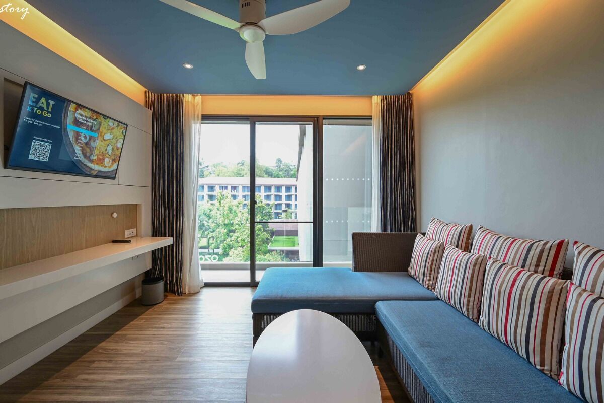 suite, 1 bedroom, balcony | garden view