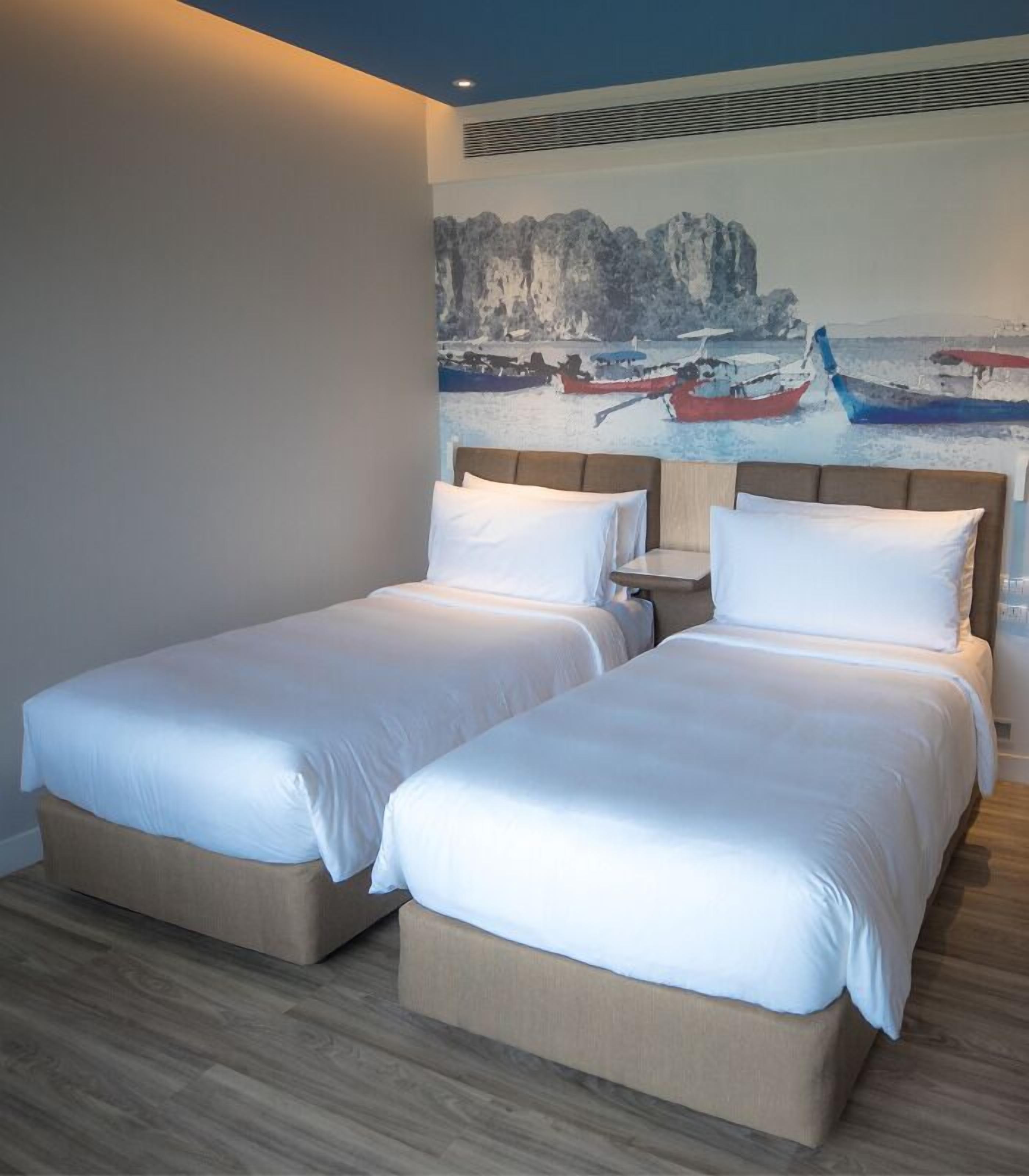 Minibar, in-room safe, desk, laptop workspace