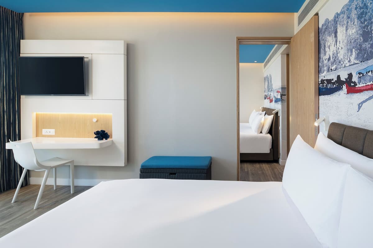 Deluxe Room, 2 Bedrooms (Family) | Minibar, in-room safe, desk, laptop workspace