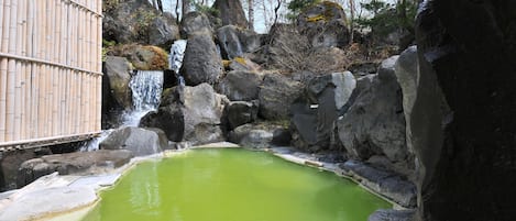Aguas termales