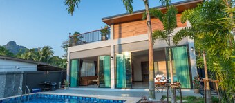 De Nathai Private Pool Villa