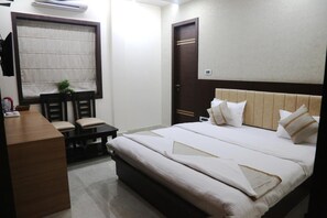 Minibar, soundproofing, free WiFi