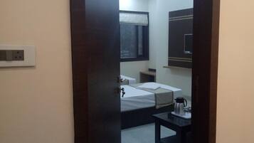 Minibar, kedap suara, dan Wi-Fi gratis