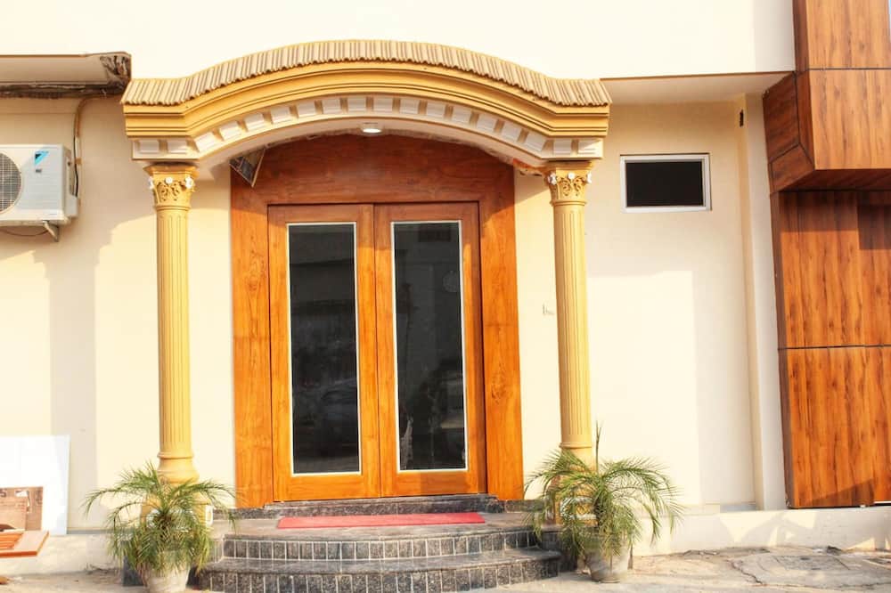 Vandana Residency