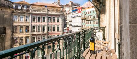 Family Apartment, 1 Bedroom, Balcony, River View | City view from property