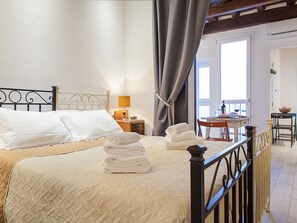 Appartement, 1 chambre | 1 chambre, lits bébé (en supplément), Wi-Fi gratuit, draps fournis