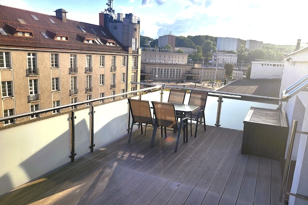 Huoneisto | Terassi/patio