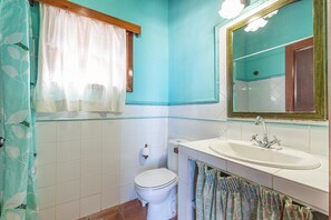 Towels - Experience Organic Farm Stay at Restored Estate Finca Las Dulces in Be (Guía de Isora)