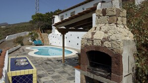 Unclassified image, 3 of 25, button - Experience Organic Farm Stay at Restored Estate Finca Las Dulces in Be (Guía de Isora)