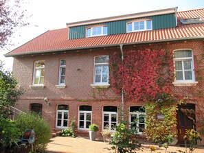 Front of property - Gästehaus, Das Fischerhus (Esens)