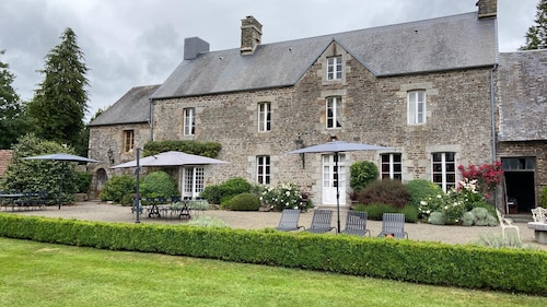 New : Grand domaine privé avec Manoir et Cottage au coeur de la Normandie