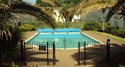 Number Nine is a coastal snug in a quiet area, just a short walk to the shore.