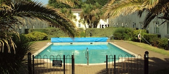 Number Nine is a coastal snug in a quiet area, just a short walk to the shore.