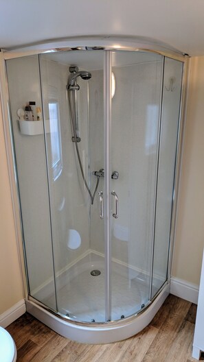 Bathroom - Pavilion House (Exeter)