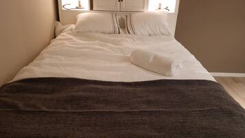 Superior Studio, 1 Double Bed with Sofa bed, Non Smoking, Garden View | Individually decorated, individually furnished, desk, blackout curtains