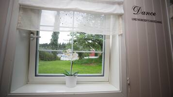 Superior Apartment, 1 Queen Bed with Sofa bed, Non Smoking, Garden View | View from room