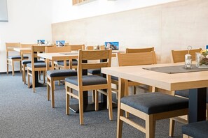 Restaurant - Hotel Gaststätte zur Post (Weilheim an der Teck)