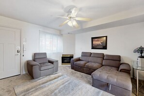 TV, fireplace, DVD player, stereo