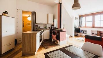 Kühlschrank, Ofen, Herdplatte, Geschirrspüler