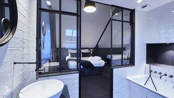 Junior Suite | Bathroom