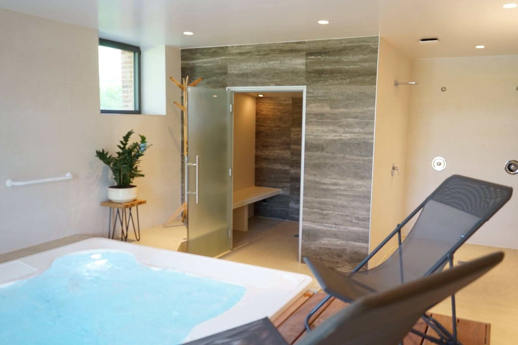 Couples treatment room(s), Turkish bath/hammam, body treatments