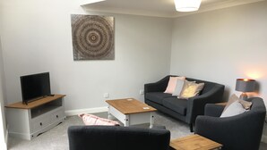 Lounge - Pretty Properties - Chesterfields (Darlington)
