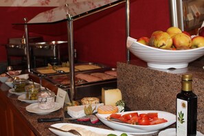 Tägliches inbegriffenes Frühstücksbuffet