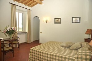 4 chambres, Wi-Fi gratuit, draps fournis