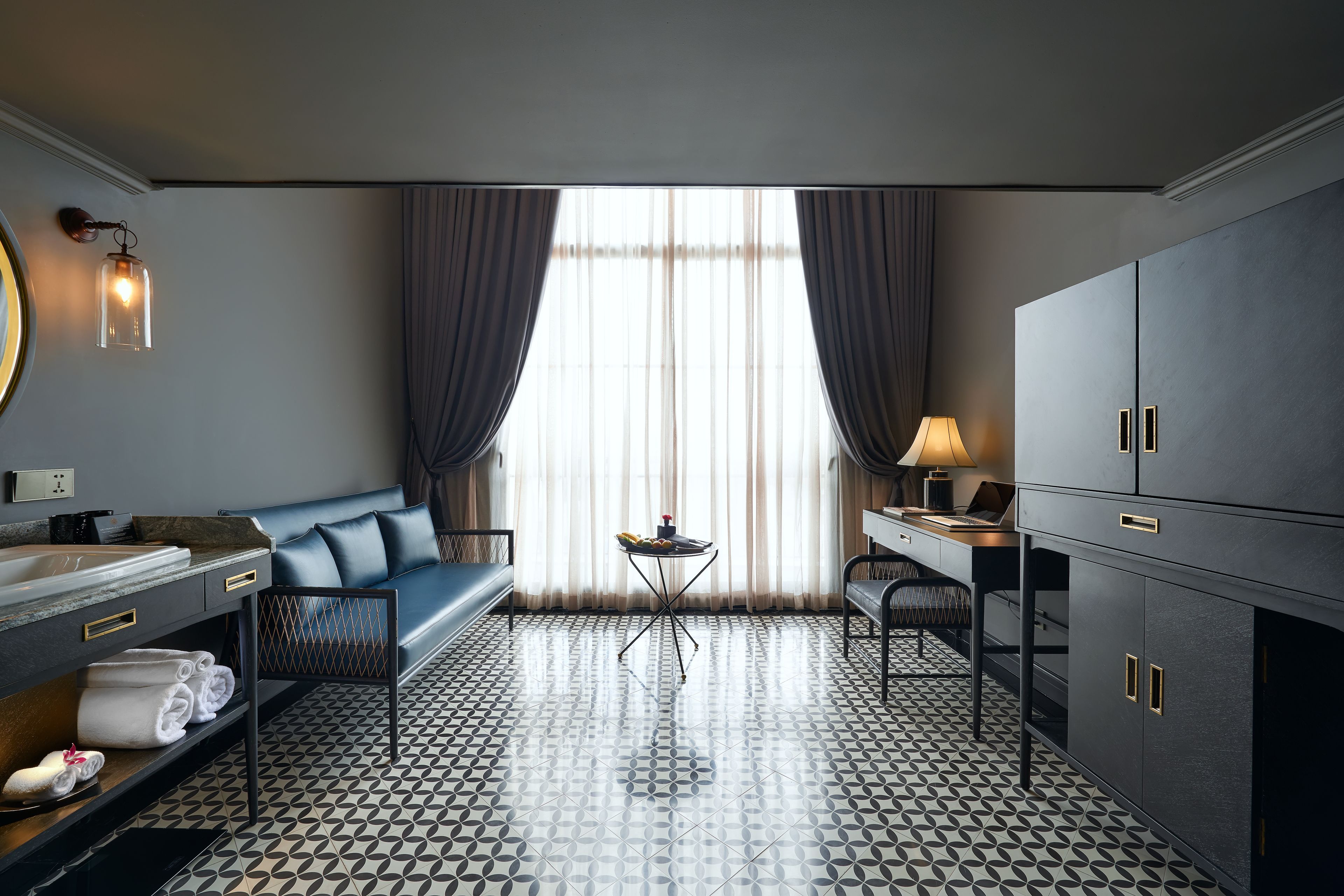 duplex suite | living room | 32-inch led tv with cable channels, tv