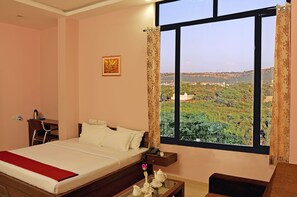 Fort View | Soundproofing, rollaway beds, free WiFi - Hotel Shivam Fort View (Chittorgarh)