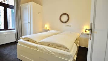 Apartment (Schlossgarten) | Schreibtisch, Zustellbetten, kostenloses WLAN, Bettwäsche