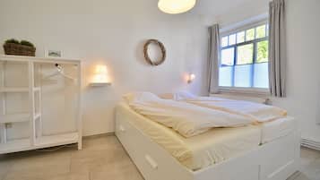 Apartment (Kutscherbleibe) | Schreibtisch, Zustellbetten, kostenloses WLAN, Bettwäsche