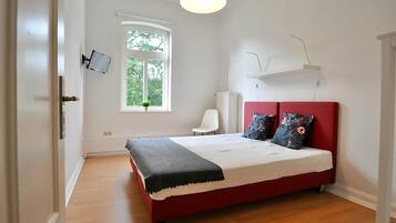 Desk, rollaway beds, free WiFi, bed sheets