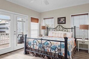 3 chambres, fer et planche à repasser, Wi-Fi gratuit