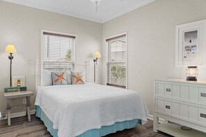 3 bedrooms, iron/ironing board, free WiFi - Spinnaker Pointe 2a 3 Bedroom Duplex by RedAwning (Gulf Shores)