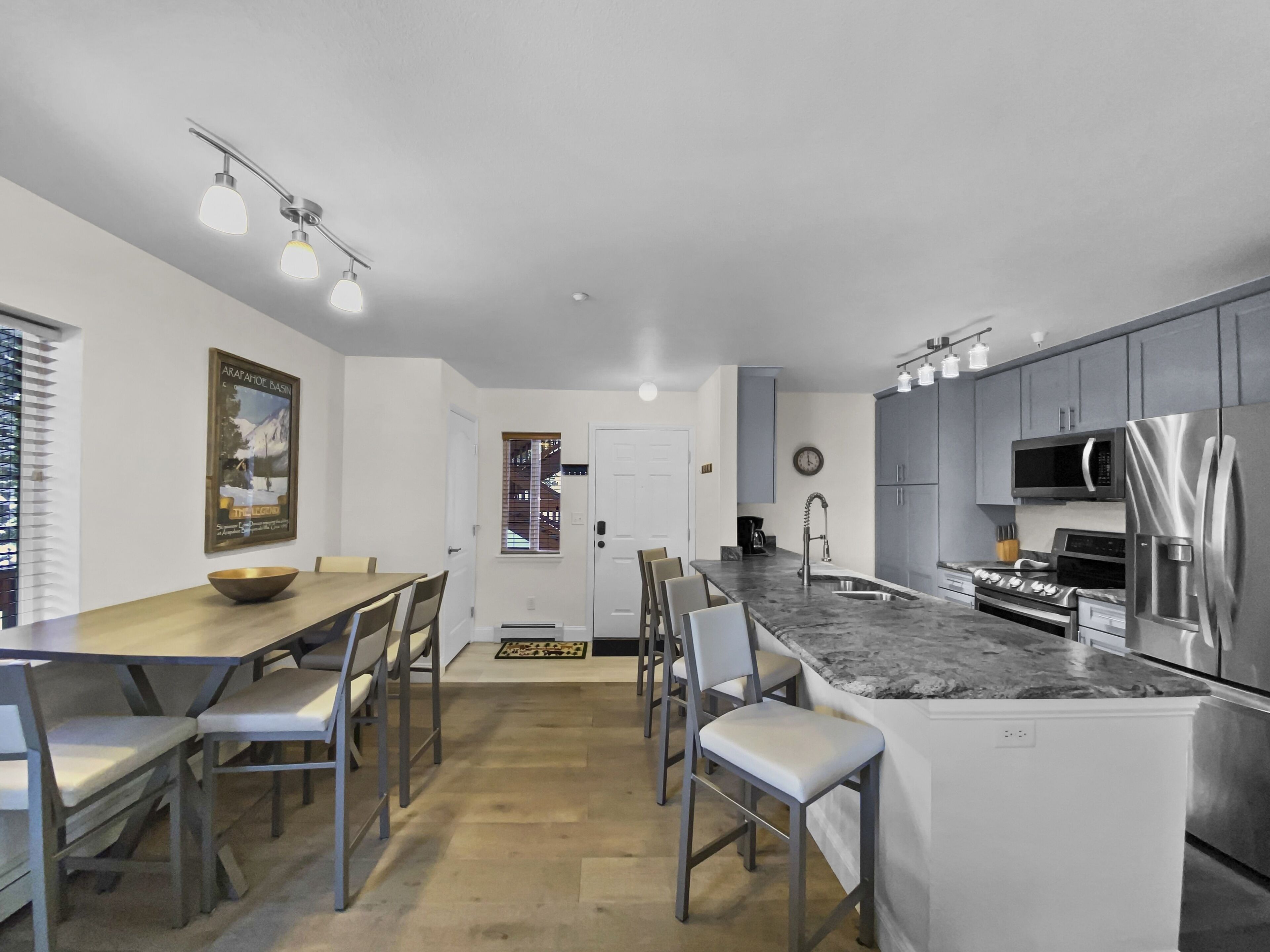 Condo, 2 Bedrooms | Private kitchen