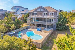 Outdoor pool, a heated pool - Oceanside Dog Friendly Home w/ Pool, Hot Tub, Game Room, Community Pool/Tennis (Waves)